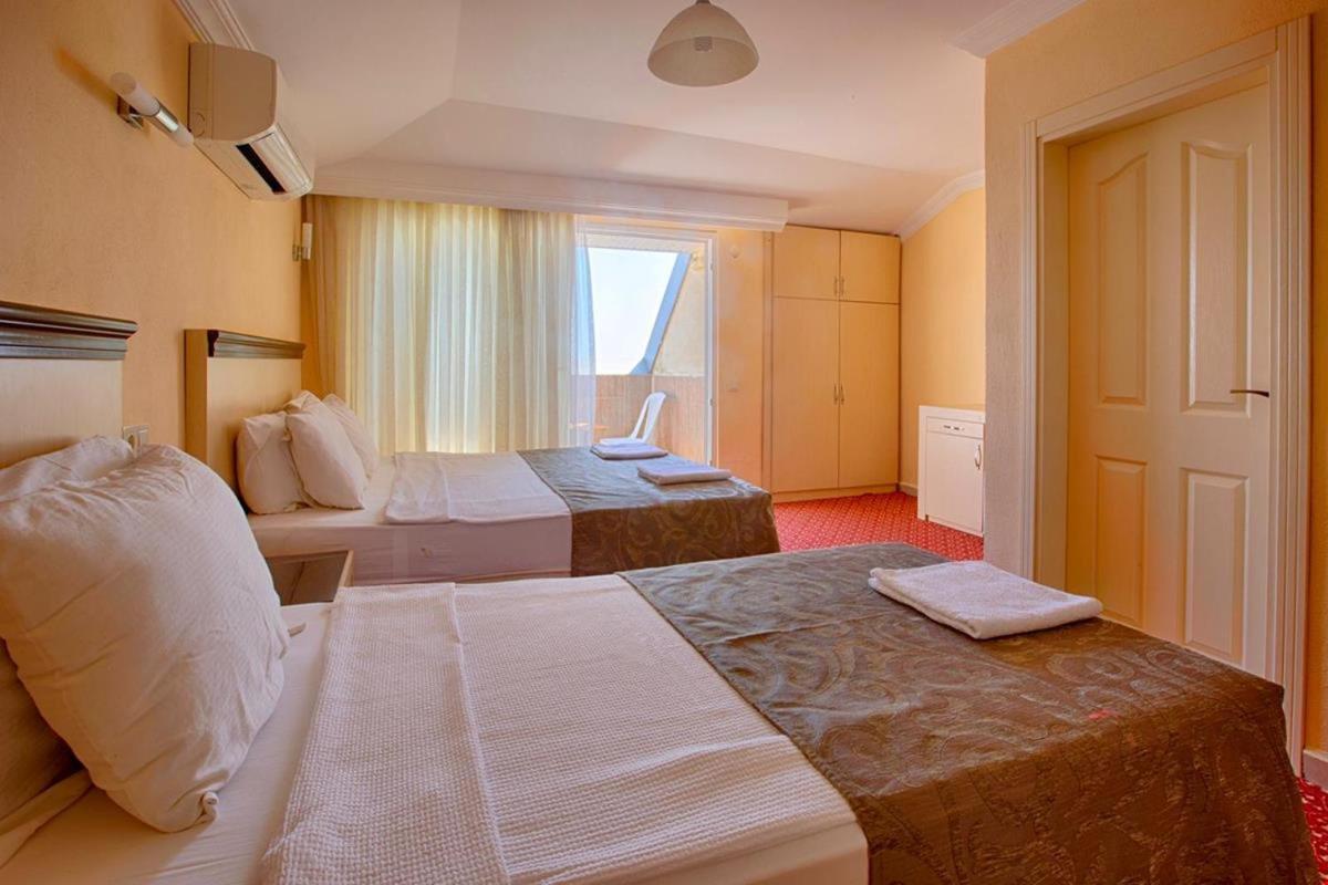 Azak Blue Otel Okurcalar Exterior foto